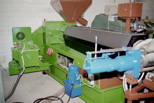 25213: Extrusionsanlage für PP oder PE-Bändchen 