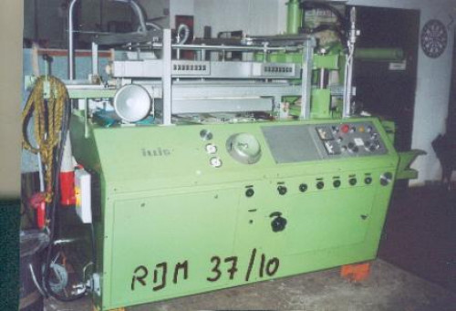 25717: Tiefziehmaschine  ILLIG