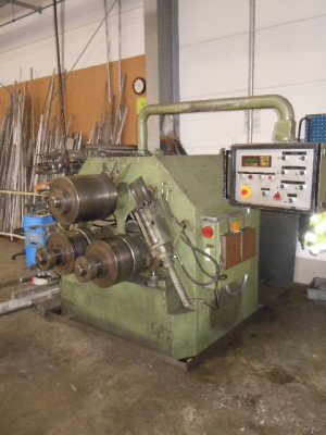 Bild zu Profilstahl Biegemaschine  STÖLTING