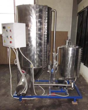 Bild zu Pilotanlage für Biodiesel 