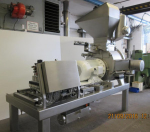 Bild zu Misch- und Zerkleinerungsmaschine  STEPHAN