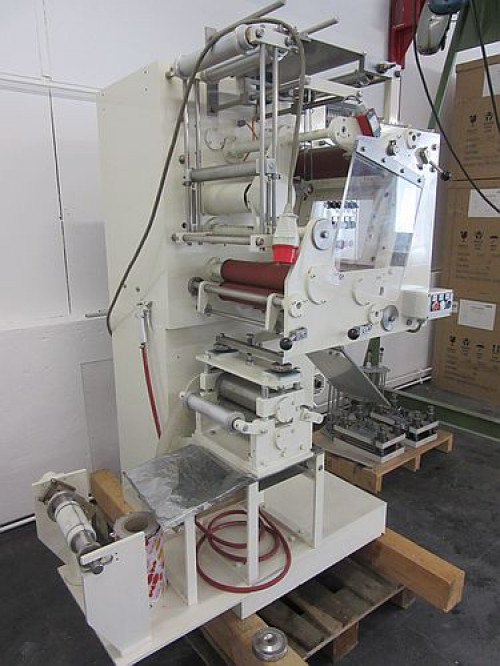 39229: Deckelstanzmaschine  HAMBA