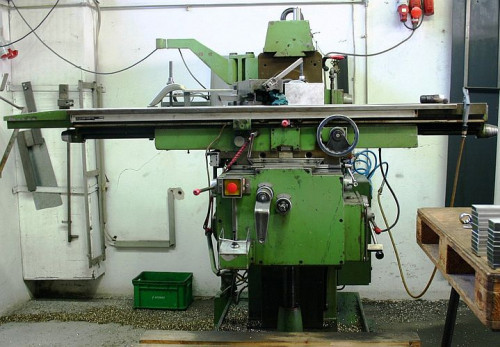 39662: Universalfräsmaschine  JARBE
