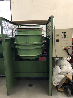 Bild zu Gleitschleifmaschine  TROWAL