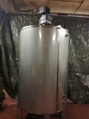 Bild zu Edelstahl Rührwerksbehälter  STATES