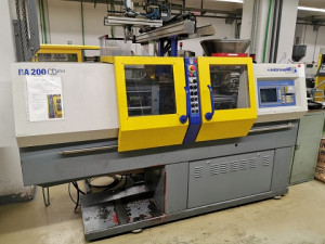 Bild zu Spritzgießmaschine  BATTENFELD