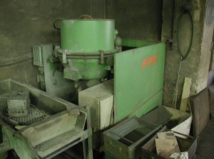 Bild zu Gleitschleifmaschine  RÖSSLER