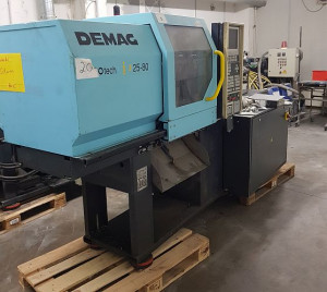 Bild zu Spritzgießmaschine  DEMAG