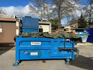Bild zu Abhol-Container-Presse  HUSMANN