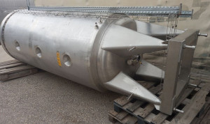 Bild zu Aseptischen Druck-Vakuum Edelstahl Rührwerksbehälter  ABAB