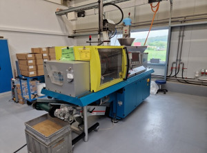 Bild zu Spritzgießmaschine  BOY