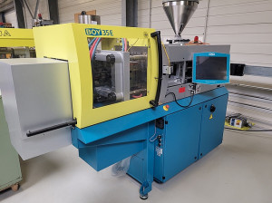 Bild zu Spritzgießmaschine  BOY