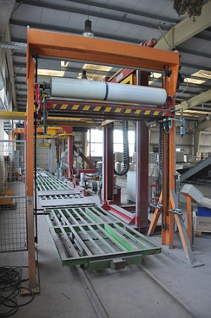 Bild zu Paletten Folien-Deckblattaufleger  DOX