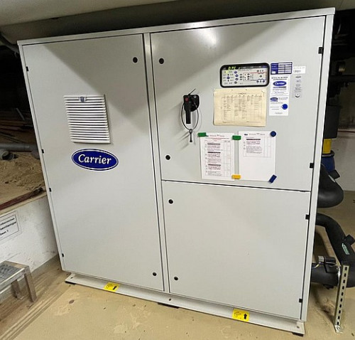 42146: Kältemaschine  CARRIER