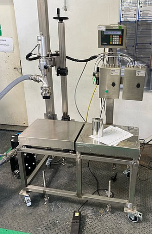 Bild zu Oberspiegel-Abfüllmaschine 