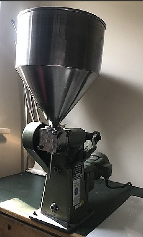 42349: Halbautomatische Kolben-Abf&uuml;ll- und Dosiermaschine  KUGLER