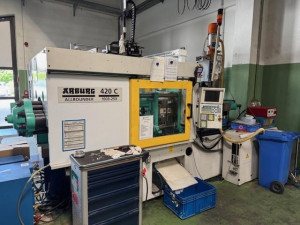 Bild zu Spritzgießmaschinen  ARBURG ENGEL FANUC