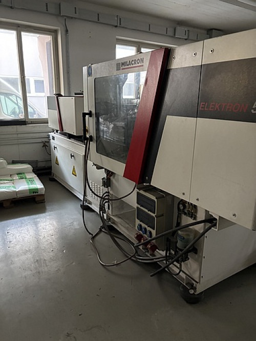 42451: Spritzgießmaschine  MILACRON