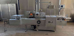 Kartoniermaschine  IWKA